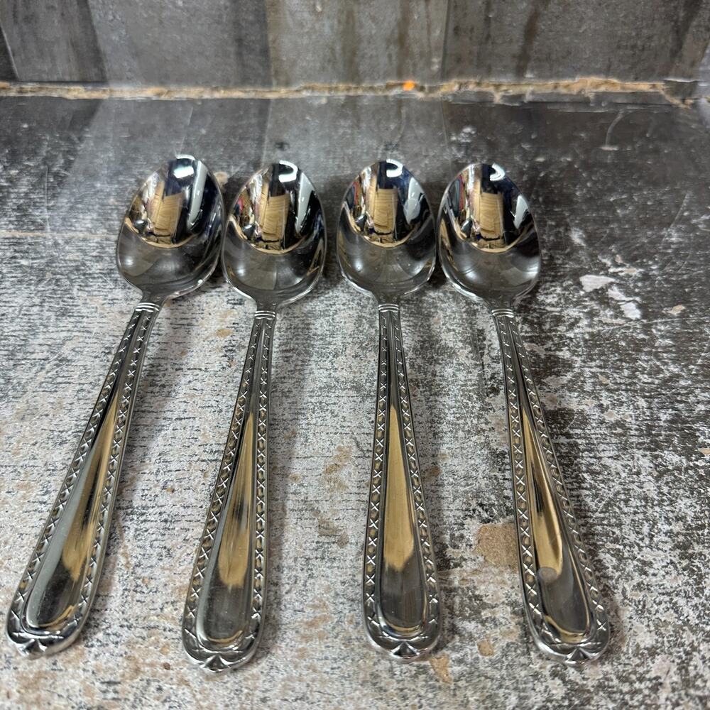 4 Hampton Silversmiths Nobility Stainless 18/10 Oval Soup Spoons 8”